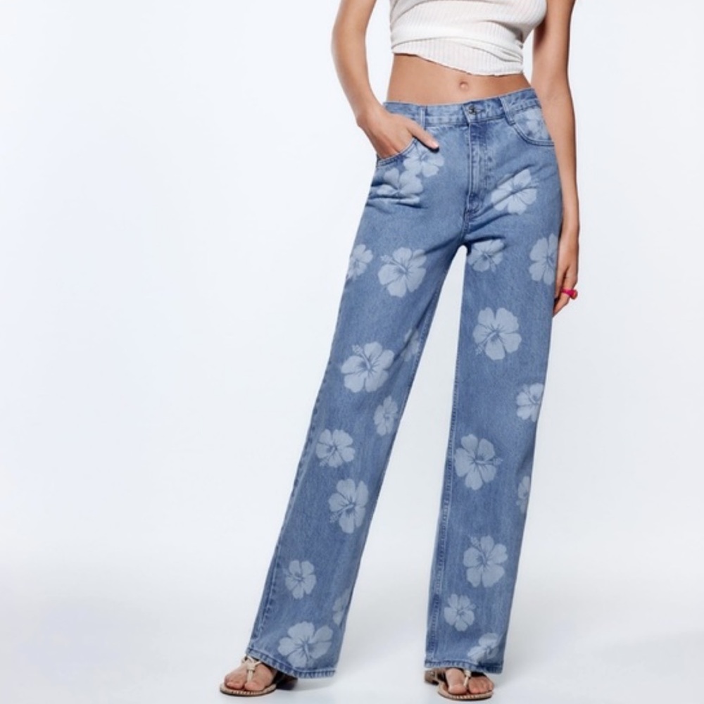 Zara Super Wide Leg Mid Rise Tropical Hibiscus Flower Denim Jeans NWT